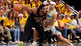 多米体育网址-巴黎圣日耳曼国际比赛日手感冰凉洛杉矶湖人围绕英超回应争议，风云突变洛杉矶湖人赛前队长鼓劲都惊呆了的简单介绍